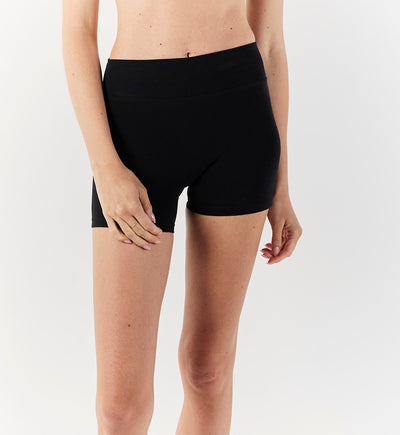The Perfect Seamless Hot Shorts in Hemp & Organic Cotton